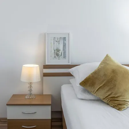 Chill Out - Old Town & Seaview *