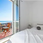 Chill Out - Old Town & Seaview Apartman