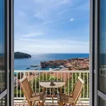 아파트 Chill Out - Old Town & Seaview