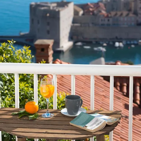 Chill Out - Old Town & Seaview Apartment *