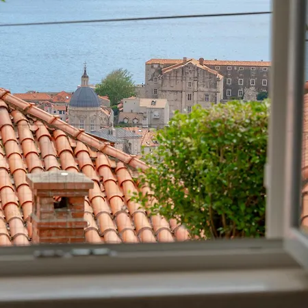 Chill Out - Old Town & Seaview