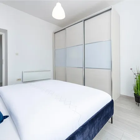 Chill Out - Old Town & Seaview *