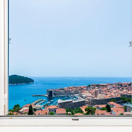 Chill Out - Old Town & Seaview