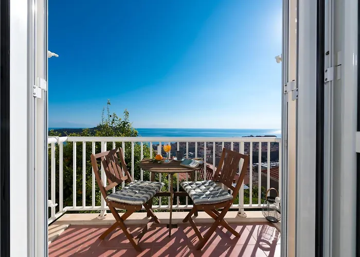 Appartamento Chill Out - Old Town & Seaview